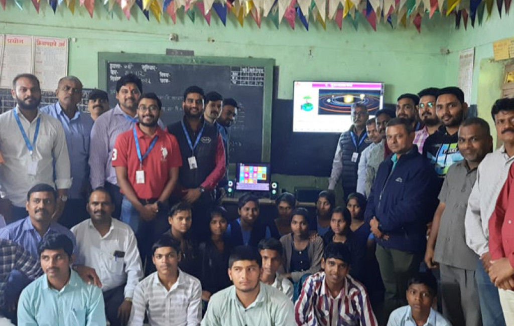 Bridging the Digital Divide: SAKAAL's 'ACT FOR EDUCATION' and Roche Information Solutions Empower Ambegaon's Students with E-Learning Kits